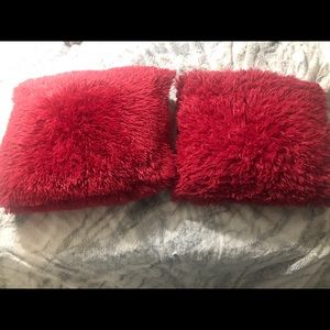 Set of 2 red furry pillows!